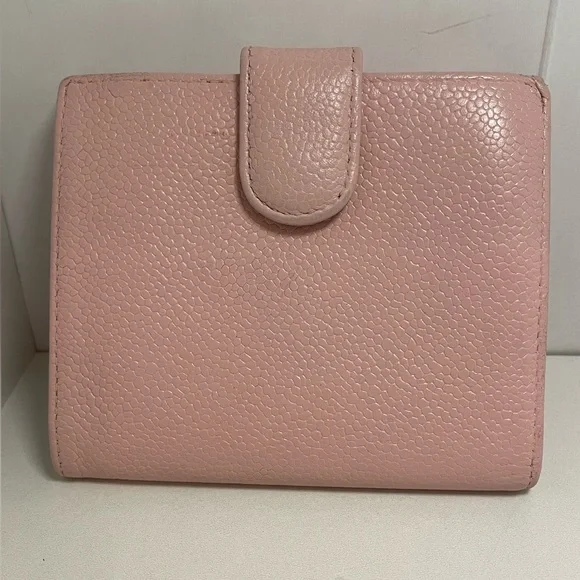 CHANEL Caviar Pink Wallet with Dusty and Box - Picture 13 of 16
